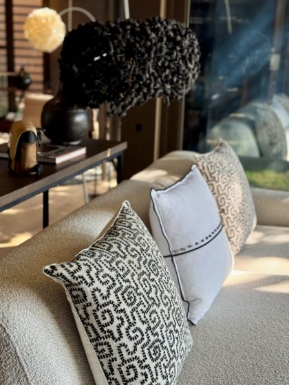 Patterned cushions in a lodge lounge